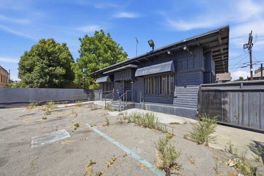 More Photos Of 1664 S Western Ave, Los Angeles Land For Sale