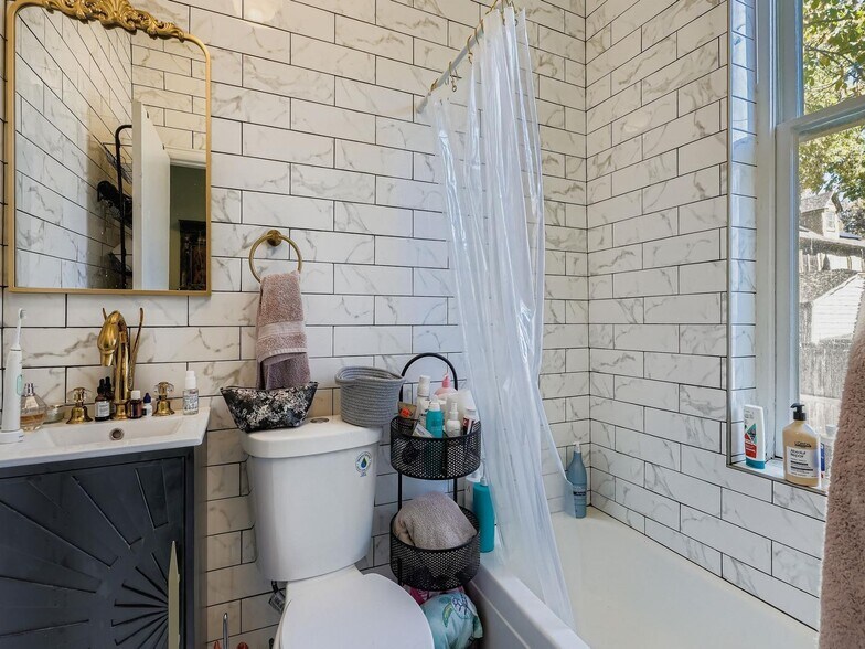 More Photos Of 1424 Clayton St, Denver Multifamily For Sale