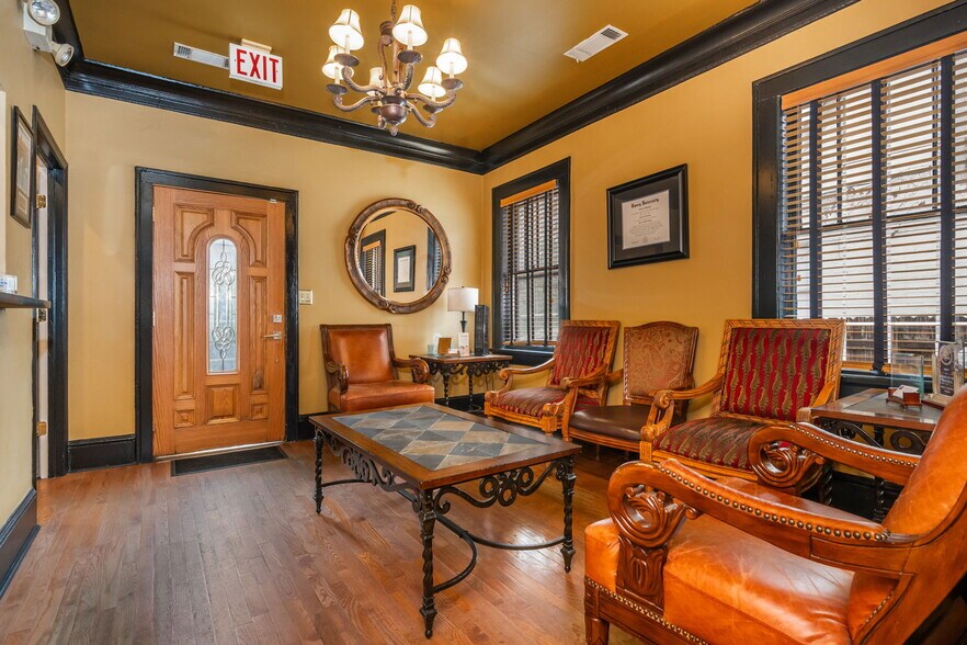 More Photos Of 1624 NE Piedmont Ave, Atlanta Medical For Sale