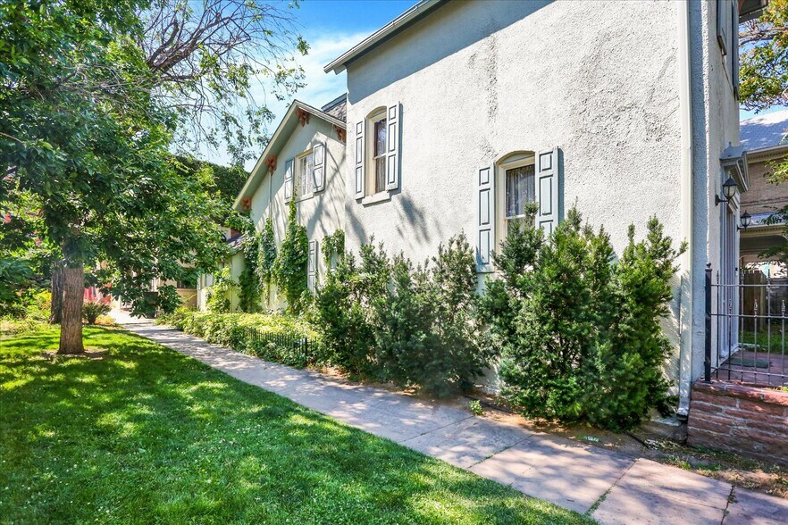 More Photos Of 422 21st St, Denver Office For Sale
