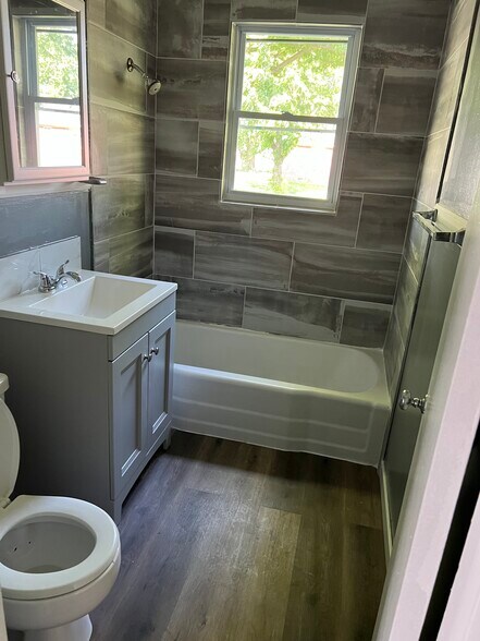 More Photos Of 6442 n bayley, Wichita Apartments For Sale