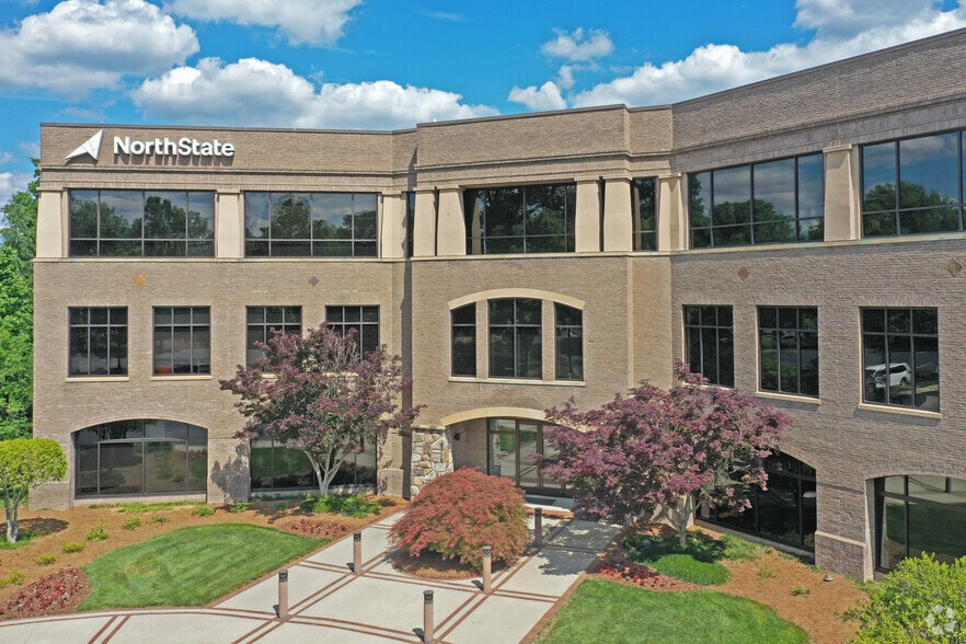 More Photos Of 4100 Mendenhall Oaks Pky, High Point Office For Lease