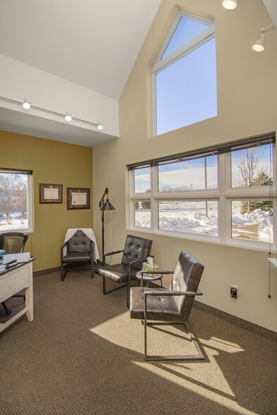 More Photos Of 4641-4671 White Bear Pky, White Bear Lake Office Residential For Sale
