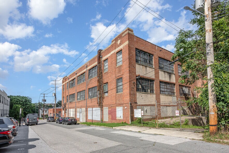 More Photos Of 3110 Elm Ave, Baltimore Warehouse For Sale