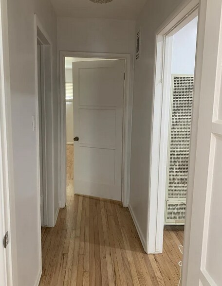 More Photos Of 455 S Oakhurst Dr, Beverly Hills Apartments For Sale