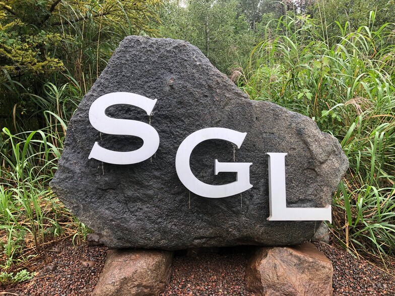 More Photos Of 465 Westover Rd, Two Harbors Specialty For Sale