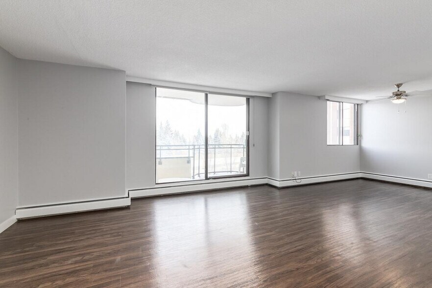 More Photos Of 2105 90 Av SW, Calgary Apartments For Lease