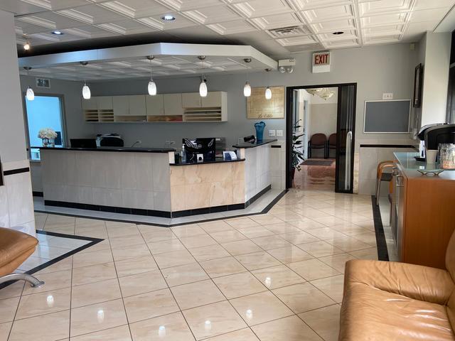 More Photos Of 2859 S Pulaski Rd, Chicago Healthcare For Lease
