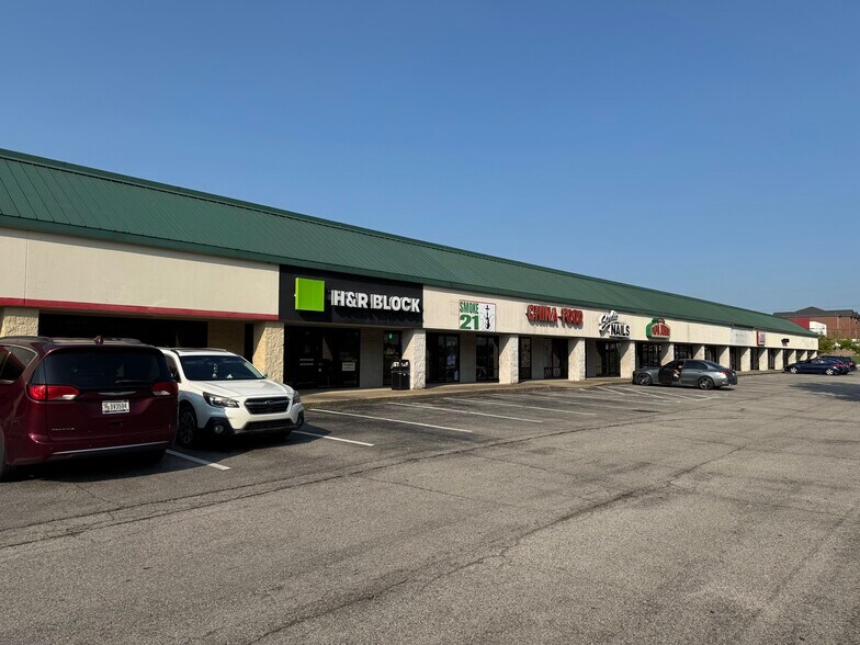 More Photos Of 100 Hometown Plz, Sellersburg Storefront For Sale