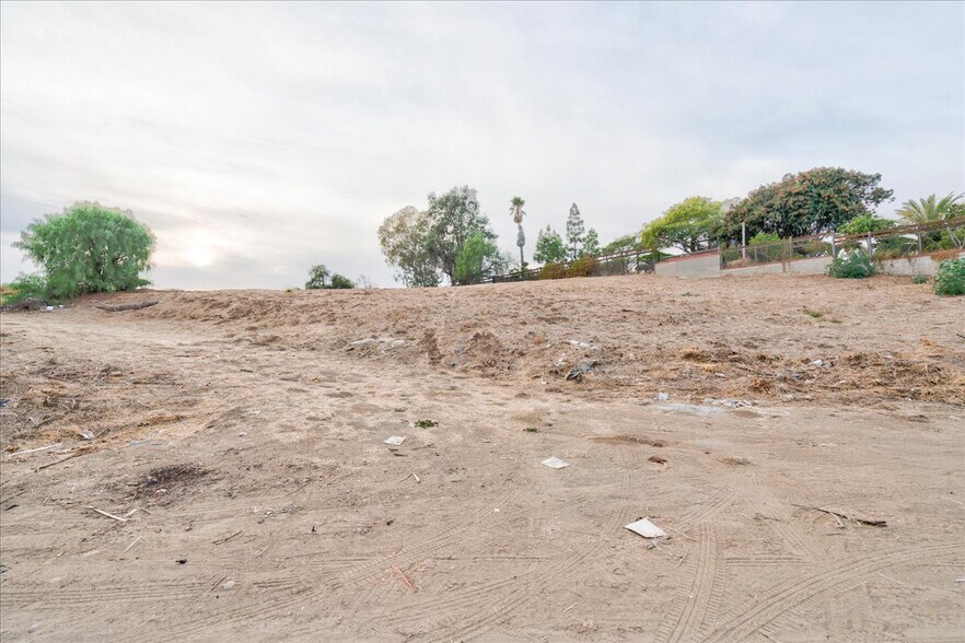 More Photos Of 1832 69th St, Lemon Grove Land For Sale