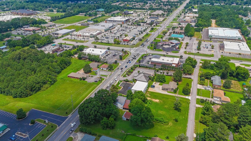 More Photos Of 269 Hughes Rd, Madison Office For Lease