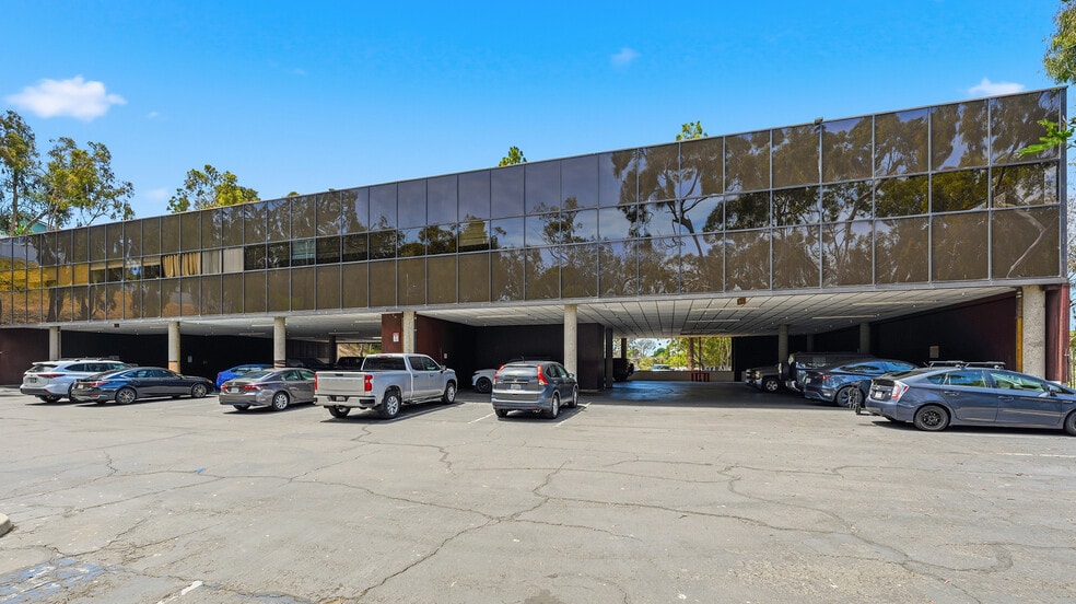 More Photos Of 191 Calle Magdalena, Encinitas Office For Sale