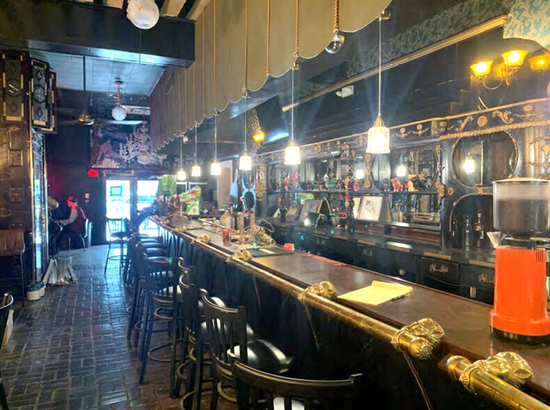 More Photos Of 219 N 21st Ave, Hollywood Storefront Retail Office For Sale