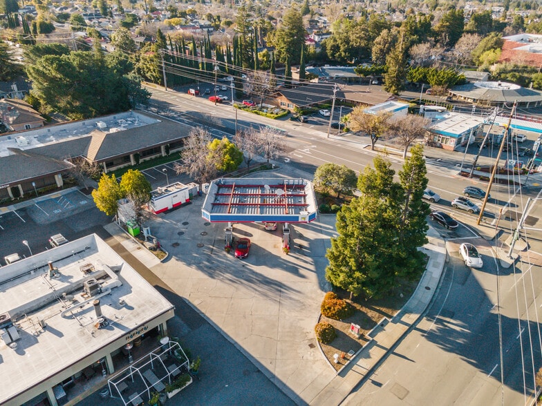 More Photos Of 12015 Saratoga-Sunnyvale, Saratoga Service Station For Sale