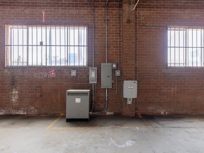 More Photos Of 1155 N McKinley Ave, Compton Warehouse For Sale