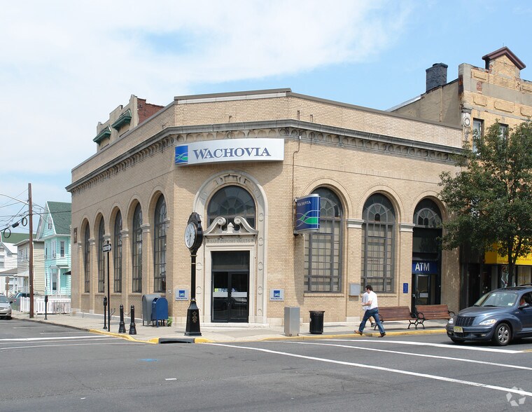 More Photos Of 7501 Broadway, North Bergen Bank For Sale