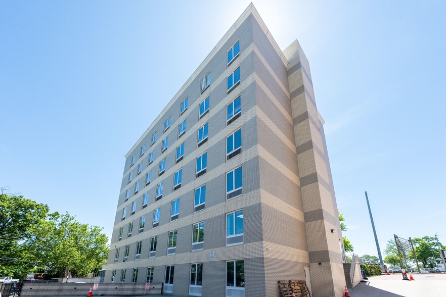 More Photos Of 183-15 Horace Harding Expy, Fresh Meadows Hotel For Sale