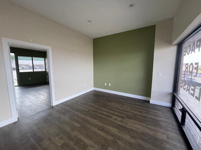 More Photos Of 74-5035 Queen Kaahumanu Hwy, Kailua Kona Storefront Retail Office For Lease