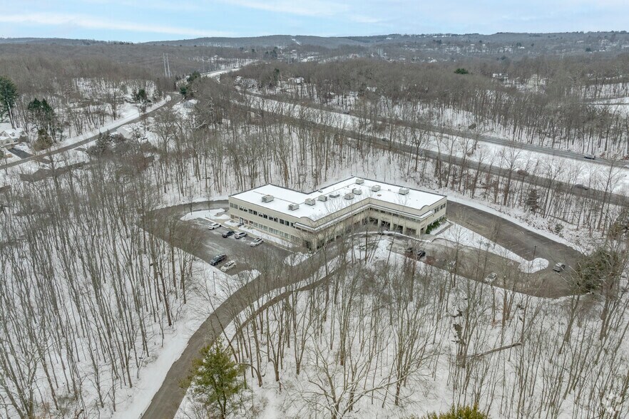 More Photos Of 765 Straits Tpke, Middlebury Office For Lease