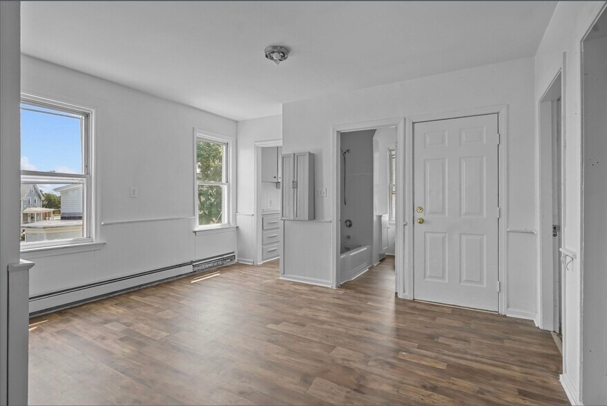 More Photos Of 49-51 County St, New Bedford Apartments For Sale