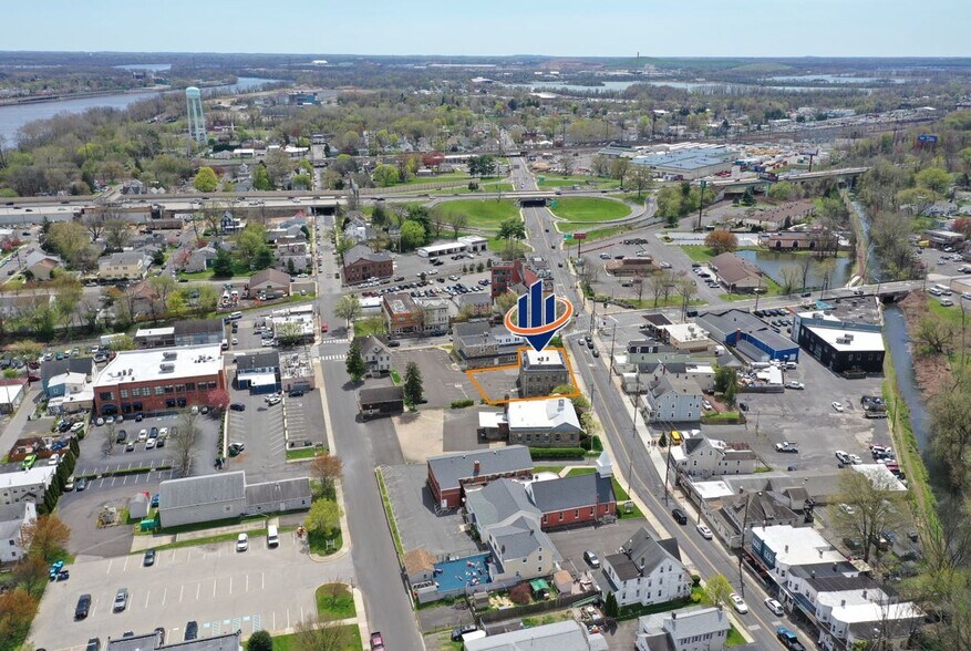 More Photos Of 20 N Pennsylvania Ave, Morrisville Office For Sale