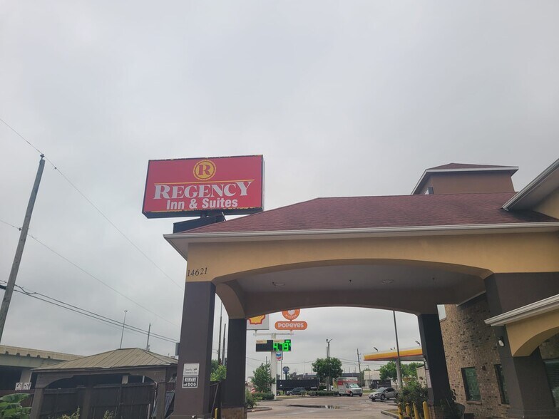 More Photos Of 14621 Highway 59 N, Humble Hotel For Sale