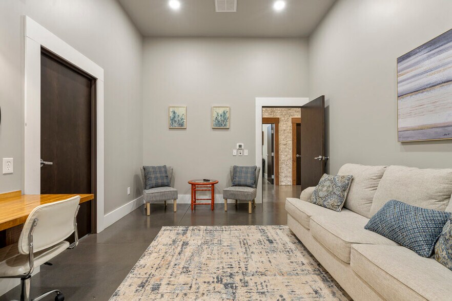 More Photos Of 19501 W 41st St, Sand Springs Specialty For Sale