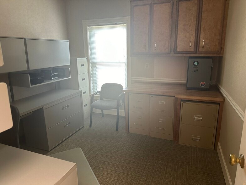 More Photos Of 2601 Commons Blvd, Augusta Office For Lease