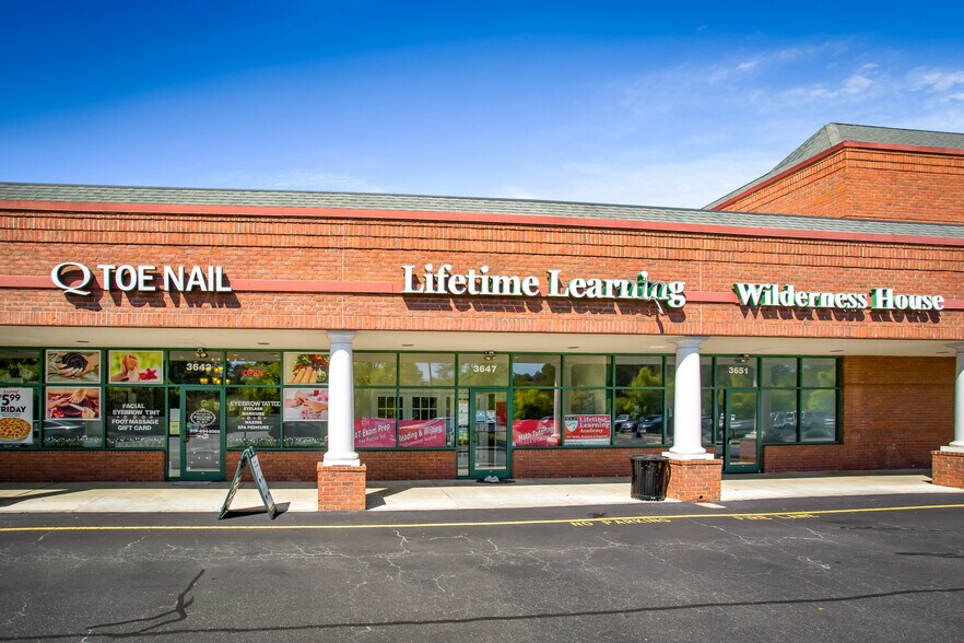 More Photos Of 3635-3675 SW Cary Pky, Cary General Retail For Lease