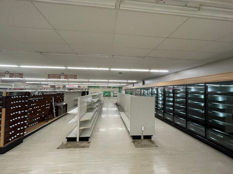 More Photos Of 11 E Division St, Sparta Drugstore For Sale