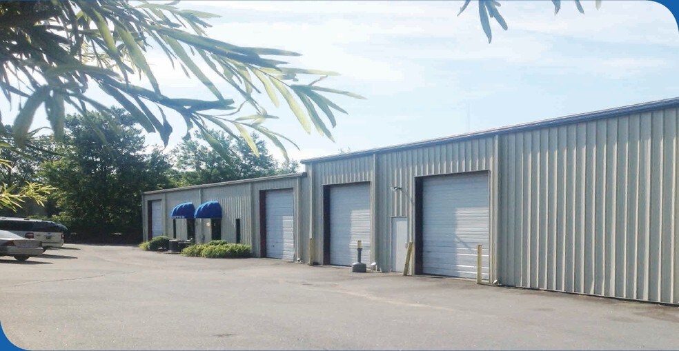 More Photos Of 1000 Investment Blvd, Apex Flex For Lease