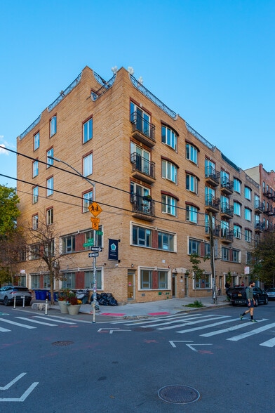 More Photos Of 99 S 3rd St, Brooklyn Apartments For Lease