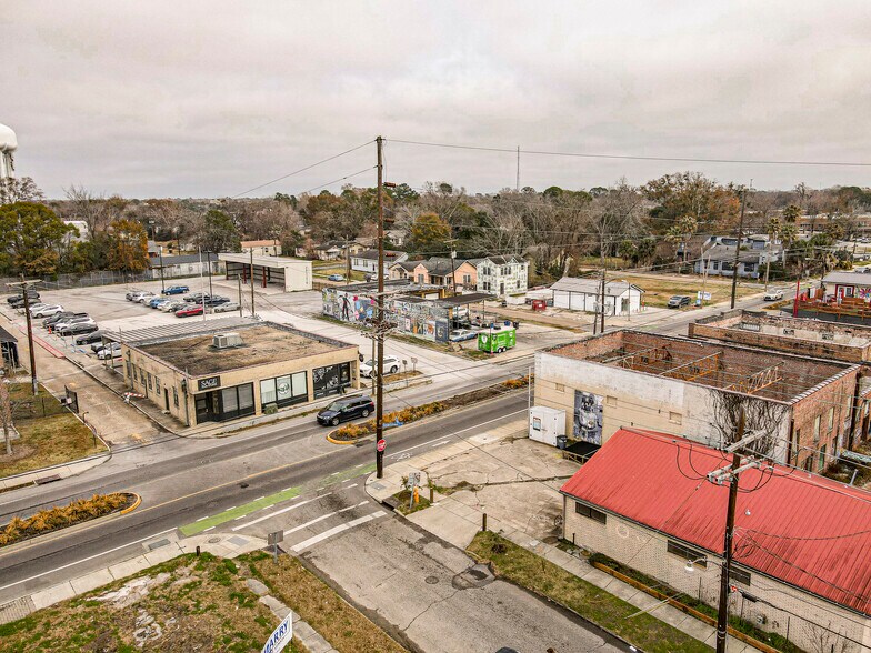More Photos Of 1600 Government St, Baton Rouge Freestanding For Sale