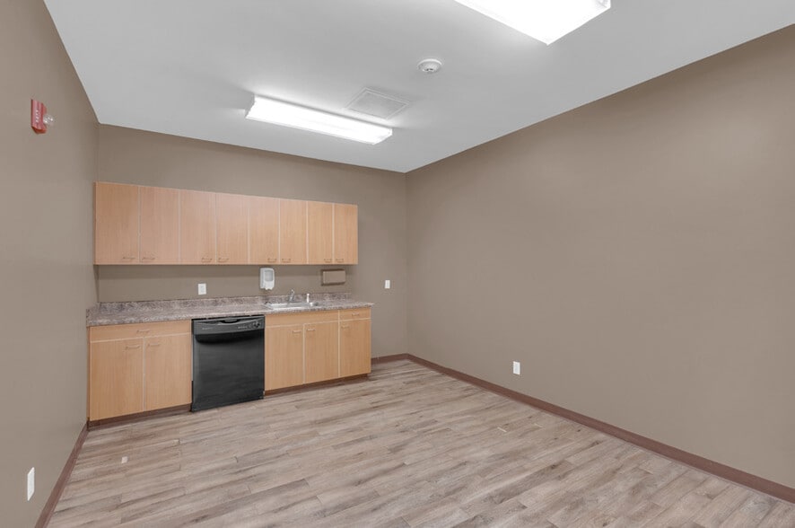 More Photos Of 229 Longtown Rd, Columbia Medical For Lease