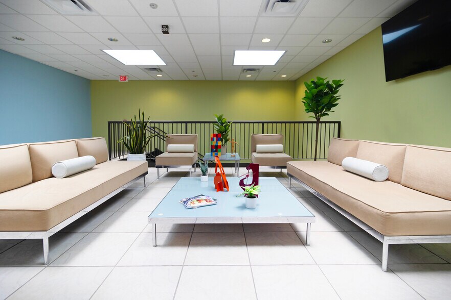 More Photos Of 1740 Golden Mile Hwy, Monroeville Research And Development For Sale