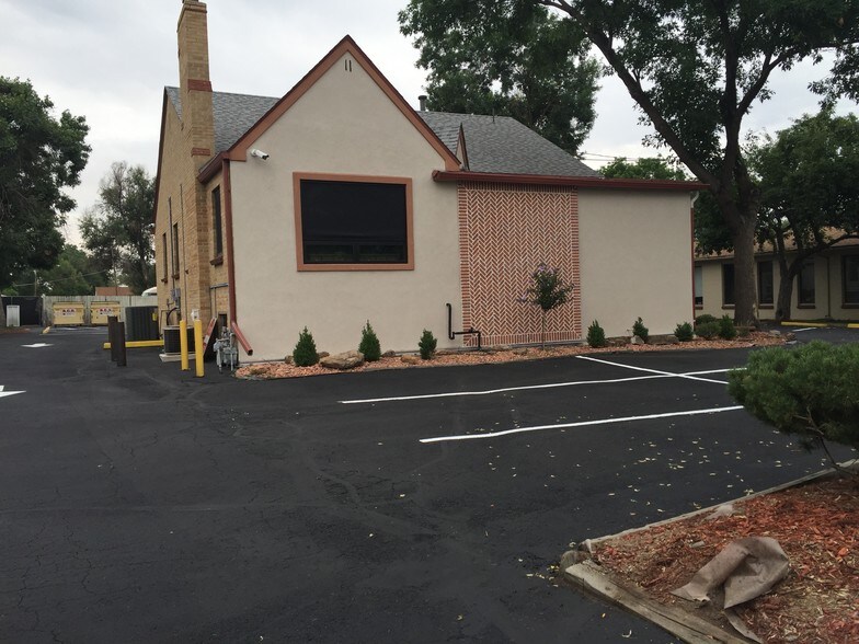 More Photos Of 7390 Lowell Blvd, Westminster Office For Lease