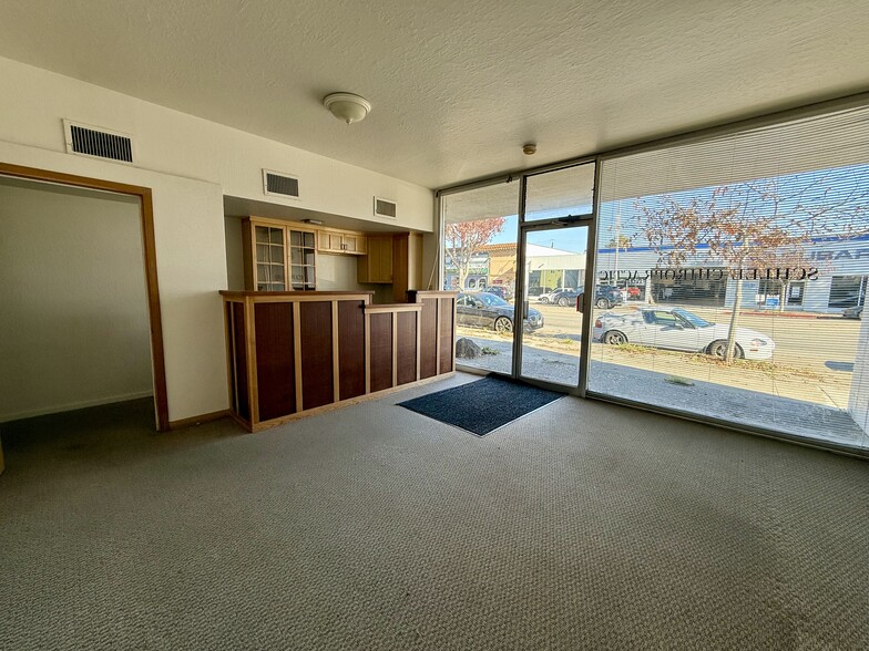 More Photos Of 928-930 San Pablo Ave, Albany Medical For Sale