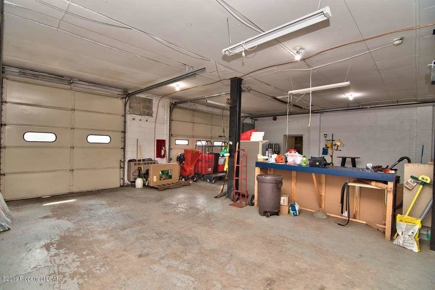 More Photos Of 541 State Route 93, Sugarloaf Light Distribution For Lease