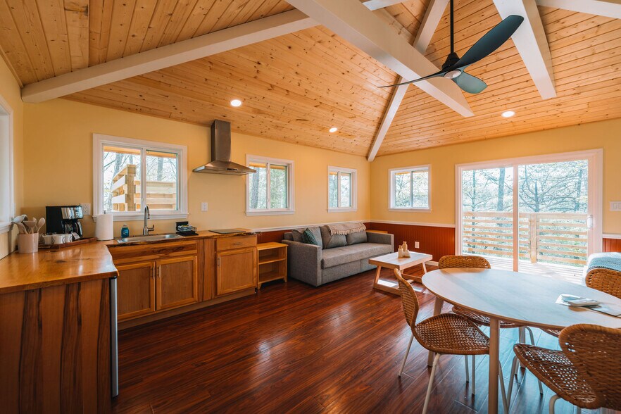 More Photos Of 250 Wood Thrush Lane, Rogers Specialty For Sale