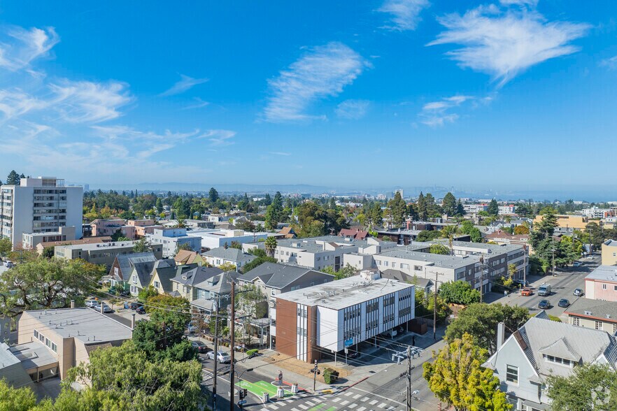 More Photos Of 2500 Dana St, Berkeley Apartments For Sale