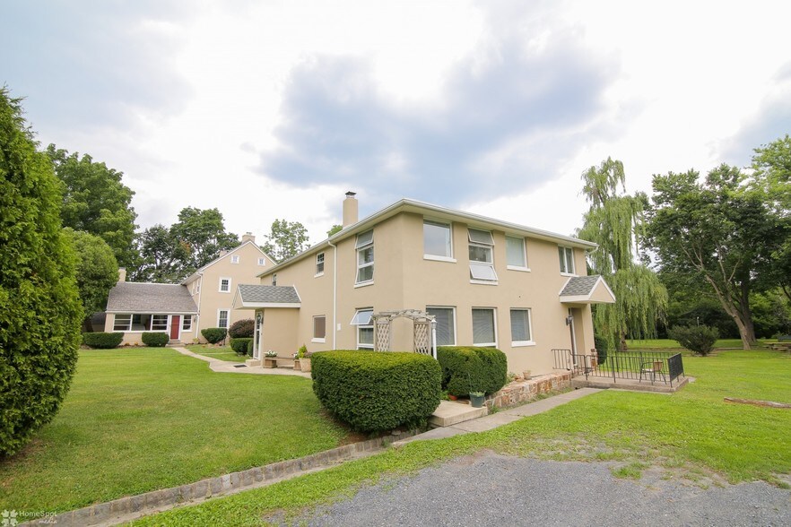 More Photos Of 3305 Municipal Dr, Whitehall Apartments For Sale