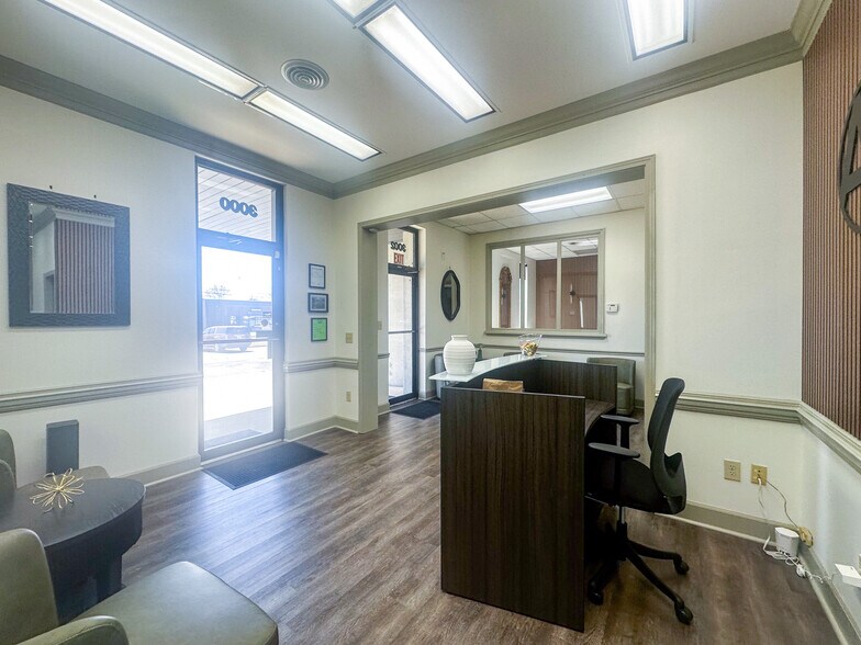 More Photos Of 3000-3002 Bob Wallace Ave SW, Huntsville Light Distribution For Sale