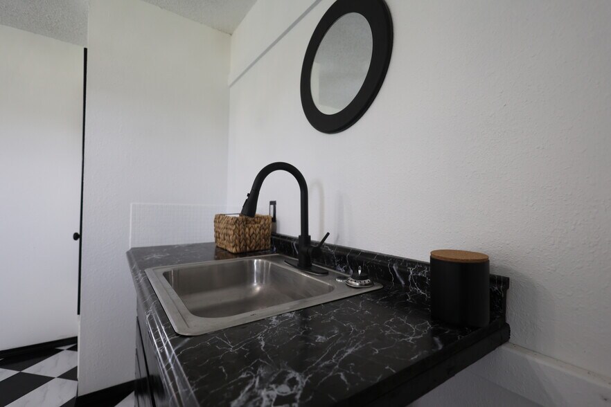 More Photos Of 25377 Welling rd, Welling Apartments For Sale