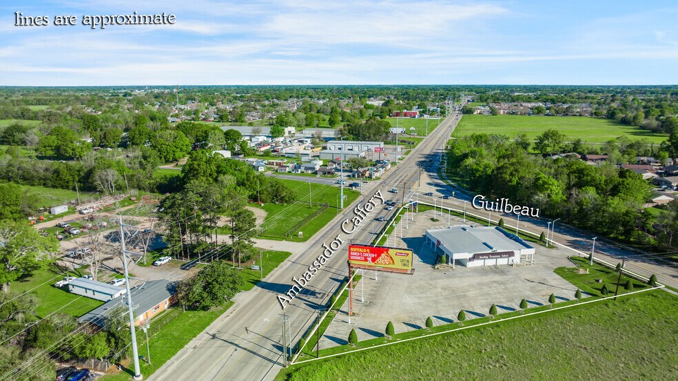 More Photos Of 2611 Ambassador Caffery Pky, Lafayette Storefront For Sale
