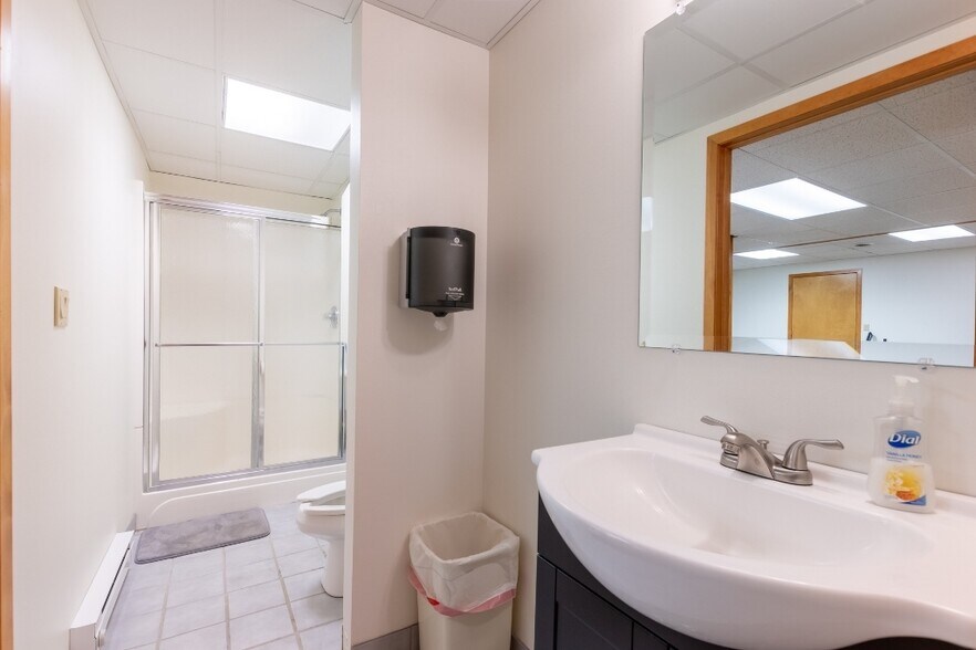 More Photos Of 226126 Hummingbird Rd, Wausau Medical For Sale