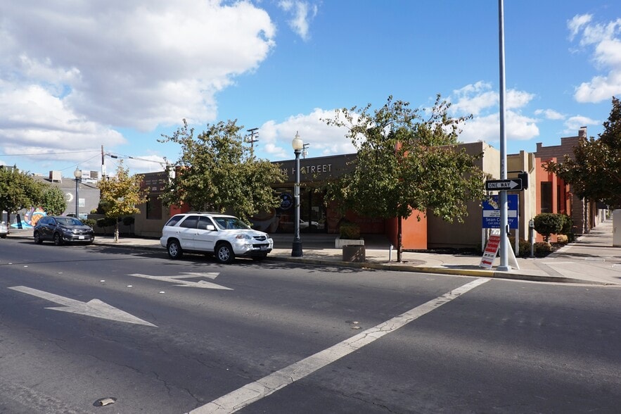 More Photos Of 1006 H St, Modesto Medical For Lease