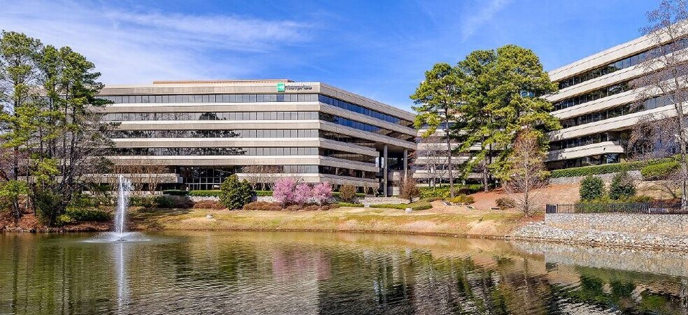 More Photos Of 5901 Peachtree Dunwoody Rd NE, Atlanta Unknown For Lease