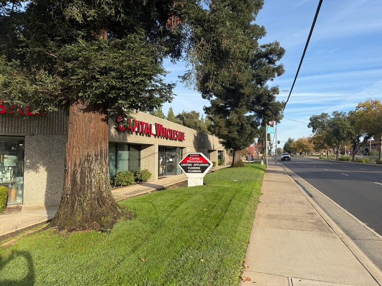 More Photos Of 2990 Sunrise Blvd, Rancho Cordova Industrial For Lease