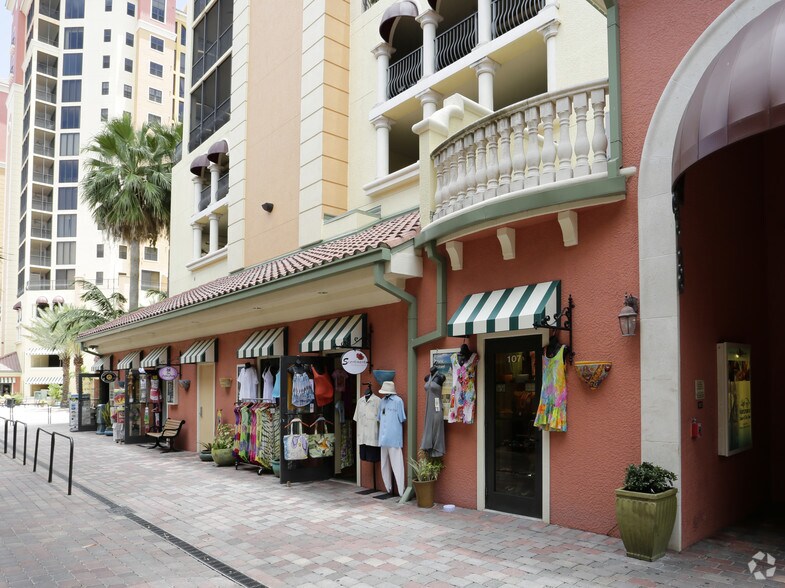 More Photos Of 5781 Cape Harbour Dr, Cape Coral Apartments For Lease