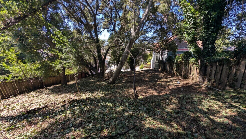 More Photos Of 176 Orange st, Oakland Land For Sale